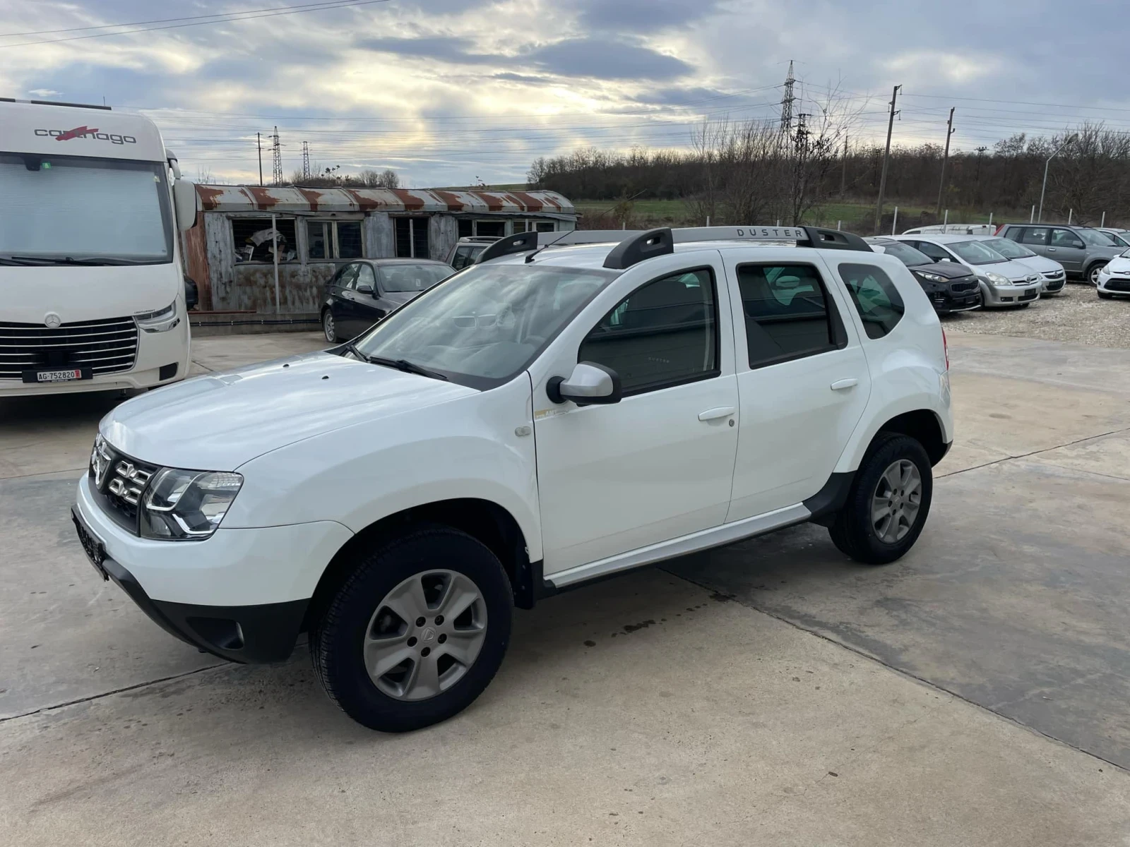 Dacia Duster 1.6i * 80 000km* BRC* Nova* UNIKAT*  - изображение 3