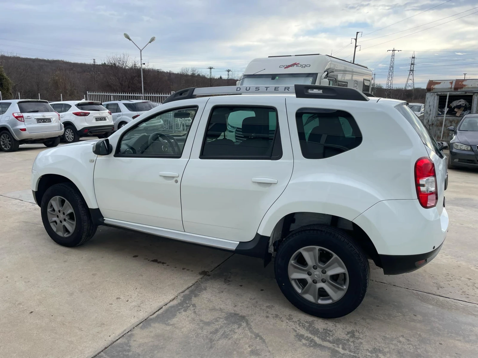 Dacia Duster 1.6i * 80 000km* BRC* Nova* UNIKAT*  - изображение 4