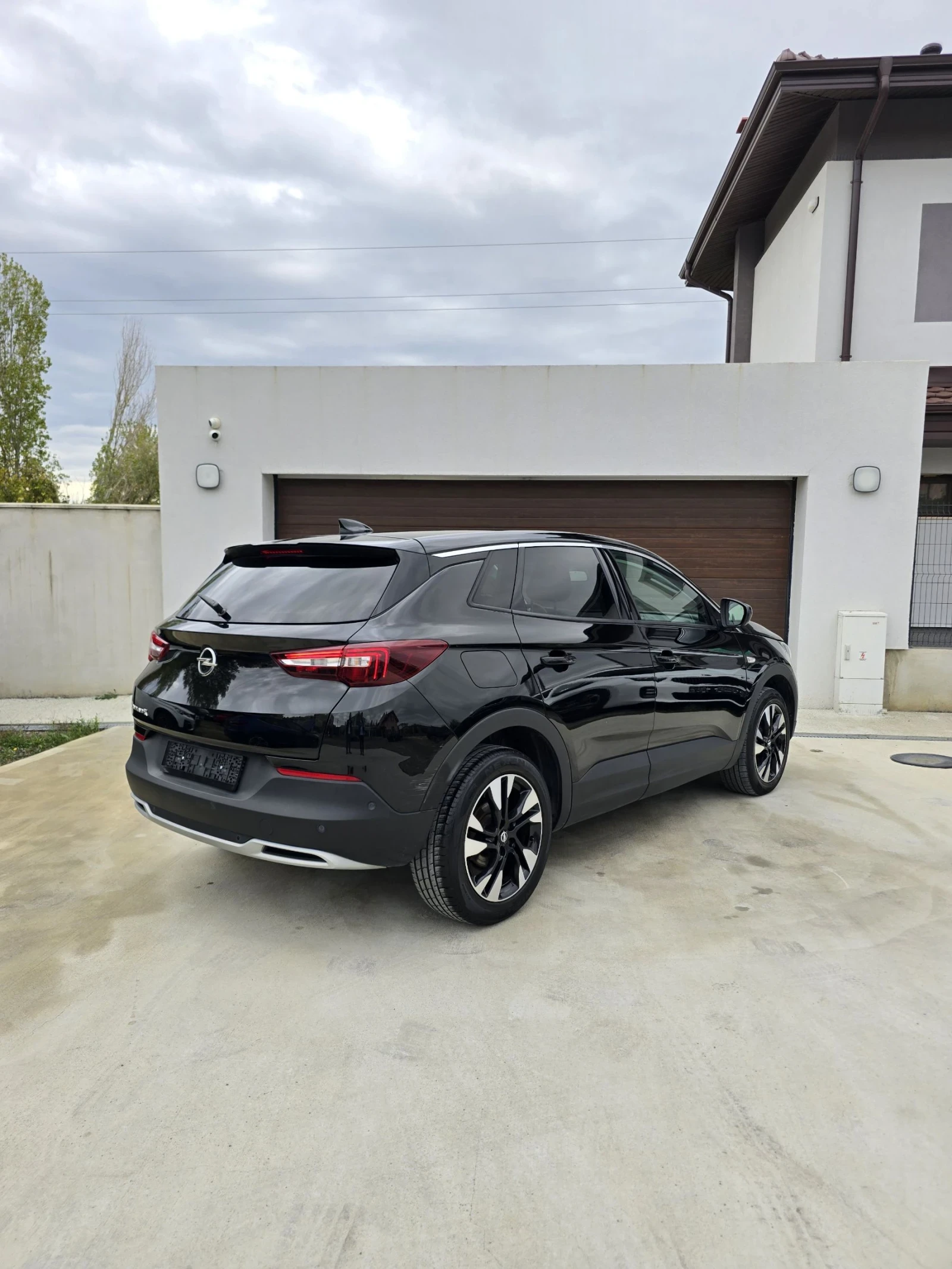 Opel Grandland X  - изображение 4