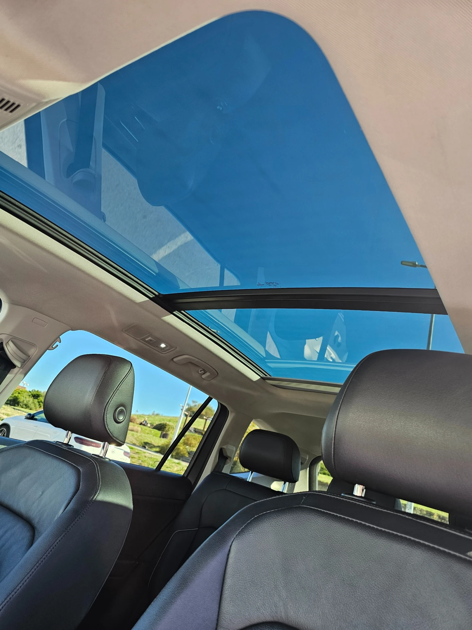 VW Tiguan Allspace R* LANE* 4MOTION* ПАНОРАМА | Mobile.bg — изображение 16