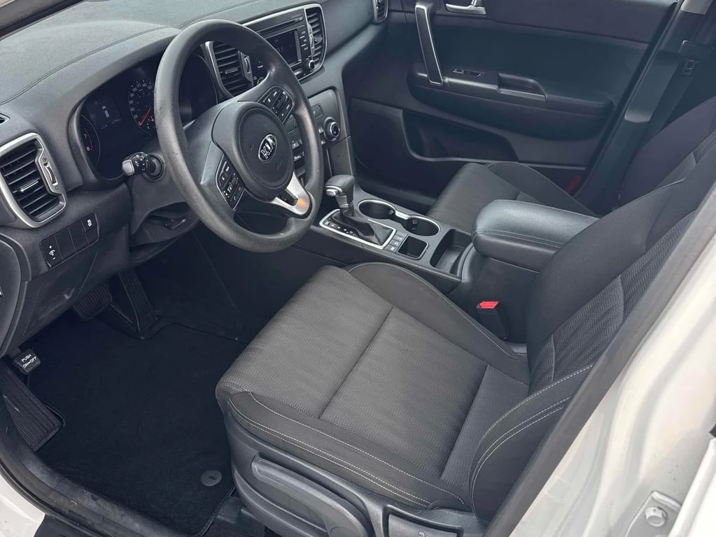 Kia Sportage * LX * CARFAX * ЦЕНА ДО БГ - изображение 6