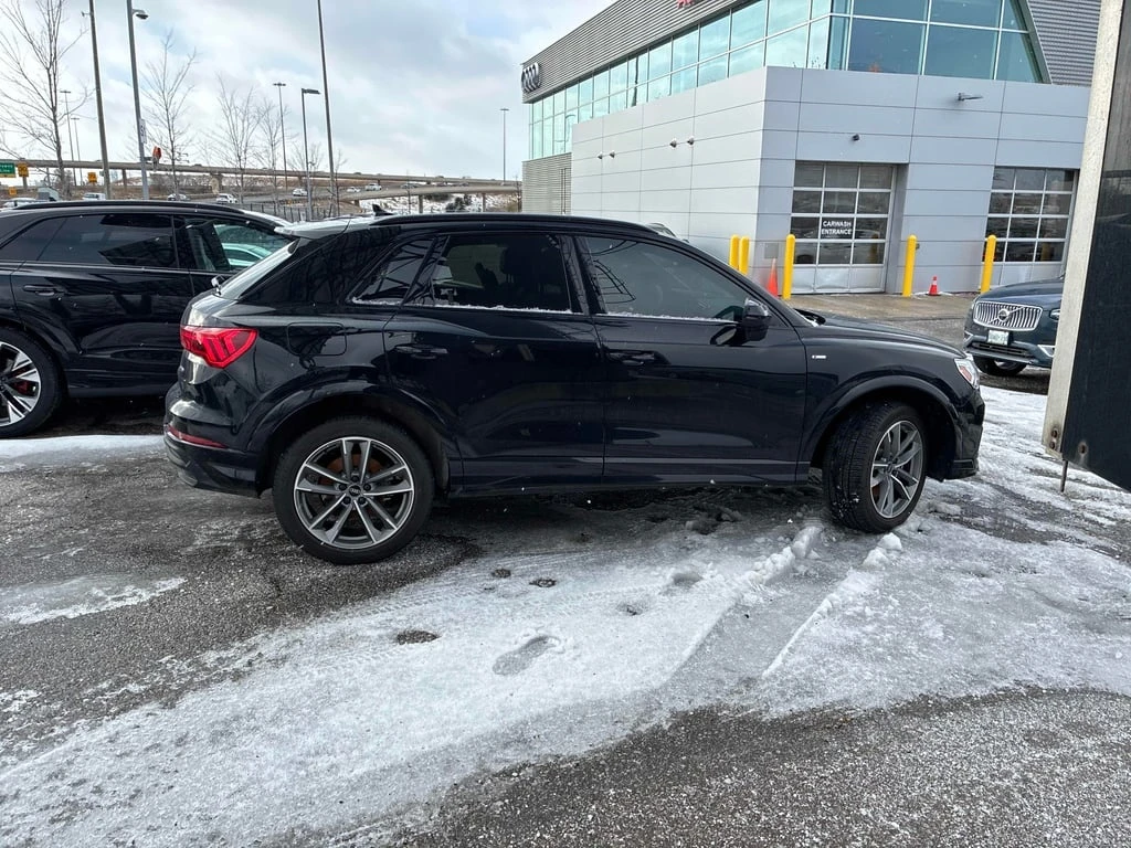 Audi Q3 * Komfort * CARFAX * ��� ������������ ������ | Mobile.bg � ����������� 3