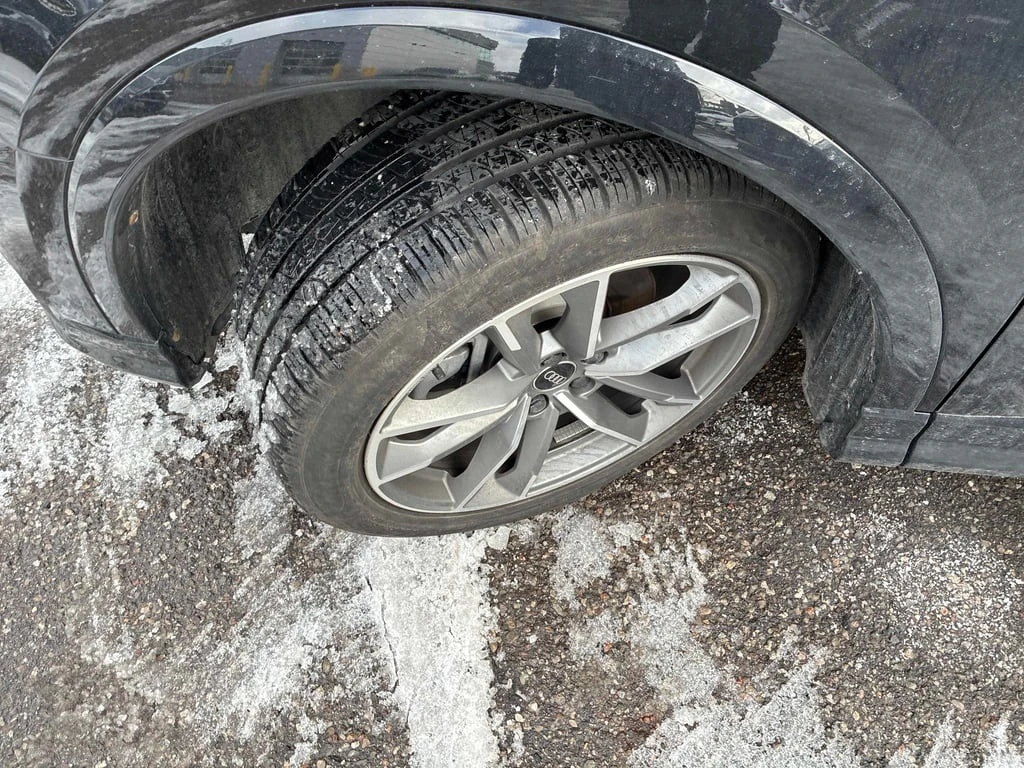 Audi Q3 * Komfort * CARFAX * ��� ������������ ������ | Mobile.bg � ����������� 7