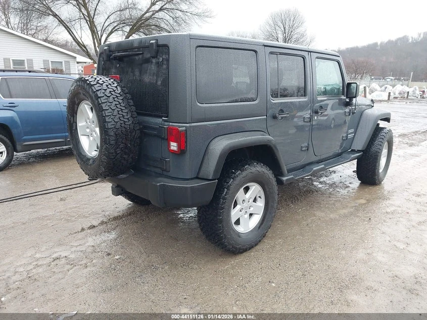 Jeep Avenger 3.6L V-6 DOHC, VVT, 285HP 4X4 Drive | Mobile.bg � ����������� 4