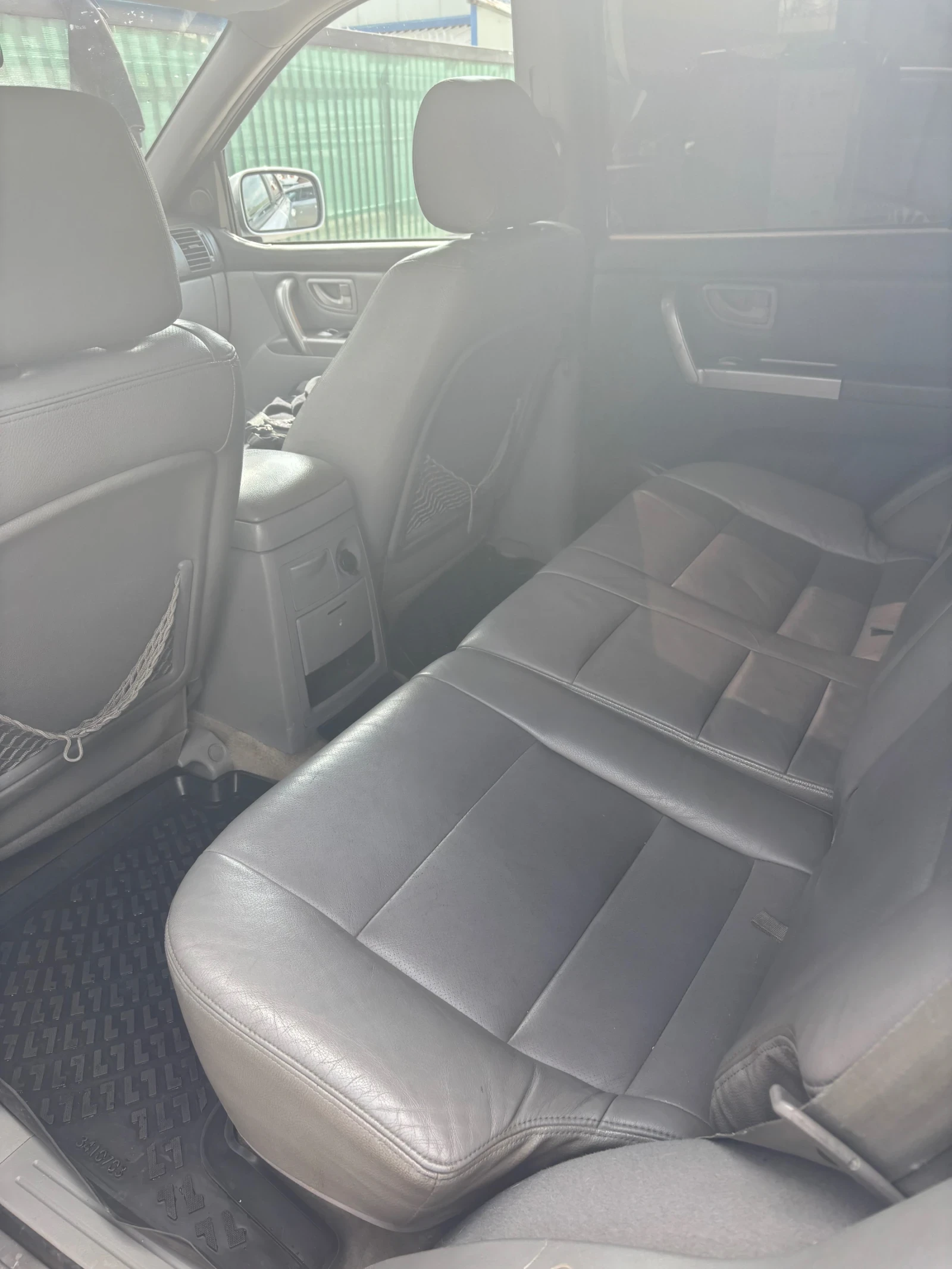 Kia Sorento, снимка 10 - Автомобили и джипове - 54175477