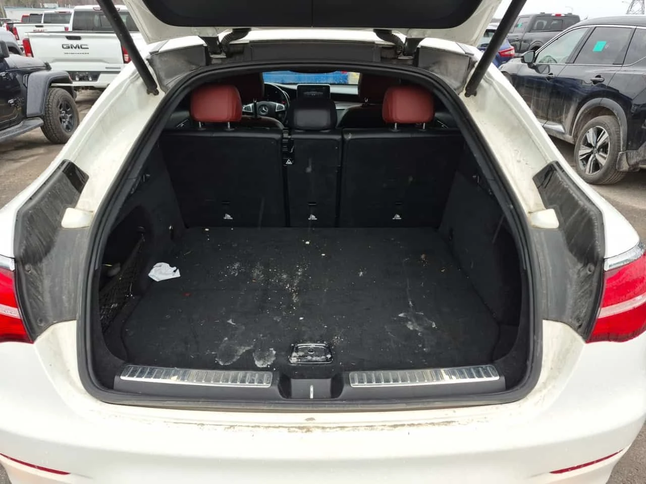 Mercedes-Benz GLC 300 COUPE * PANO * KEYLESS * 2 КЛЮЧА * CARFAX * , снимка 14 - Автомобили и джипове - 54231578