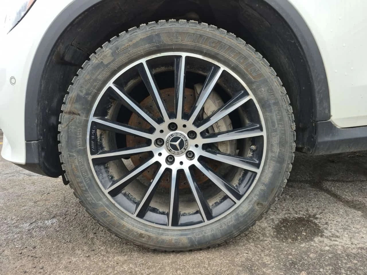 Mercedes-Benz GLC 300 COUPE * PANO * KEYLESS * 2 КЛЮЧА * CARFAX * , снимка 6 - Автомобили и джипове - 54231578