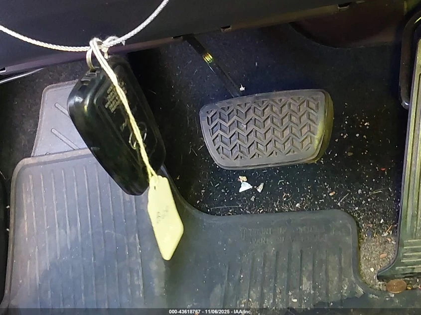 Toyota Rav4 2.5l Xle, снимка 11 - Автомобили и джипове - 54314238