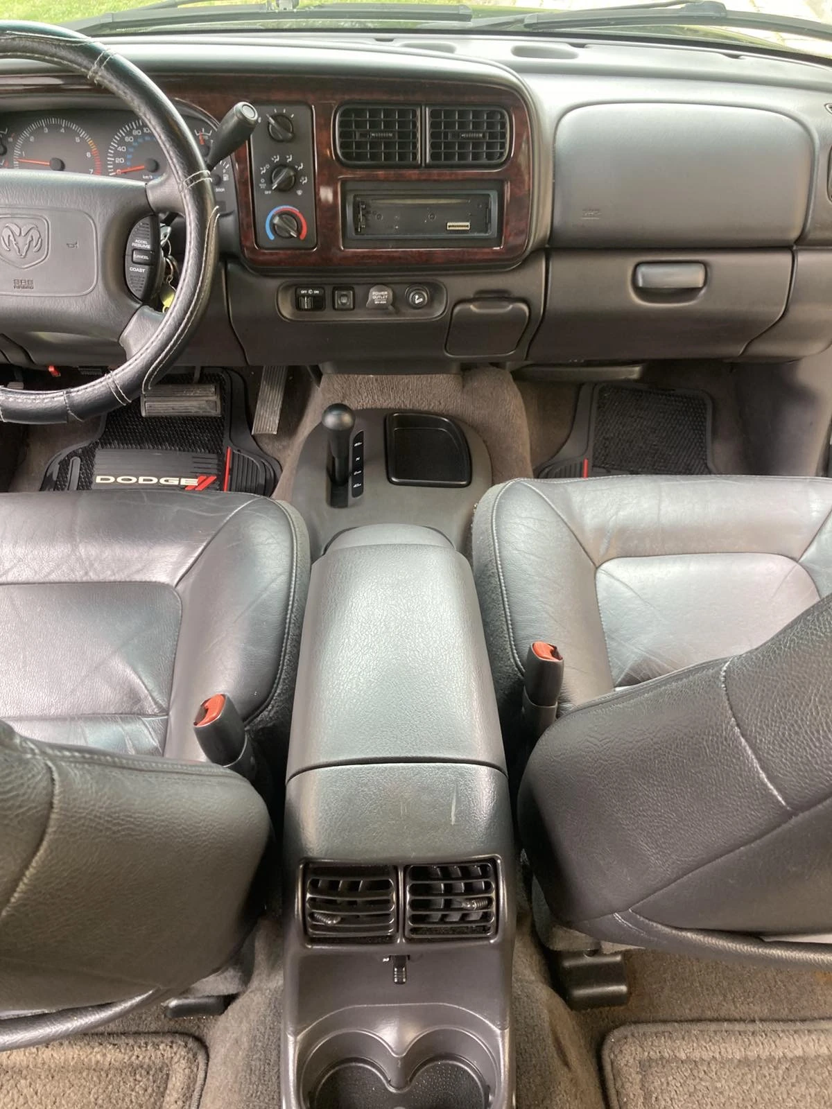 Dodge Durango 5.2 V8 Magnum Уникат Холандия, снимка 14 - Автомобили и джипове - 54379281