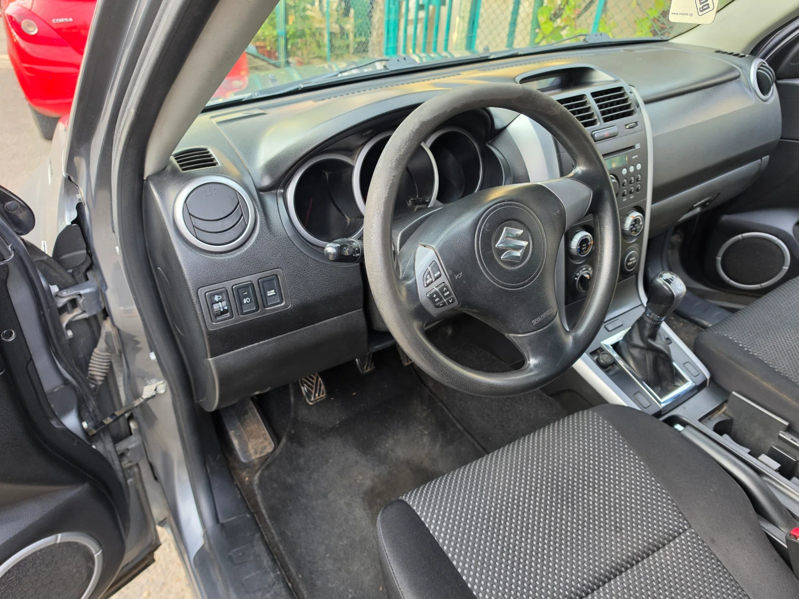 Suzuki Grand vitara 1.9ddis 129кс, снимка 8 - Автомобили и джипове - 54383673