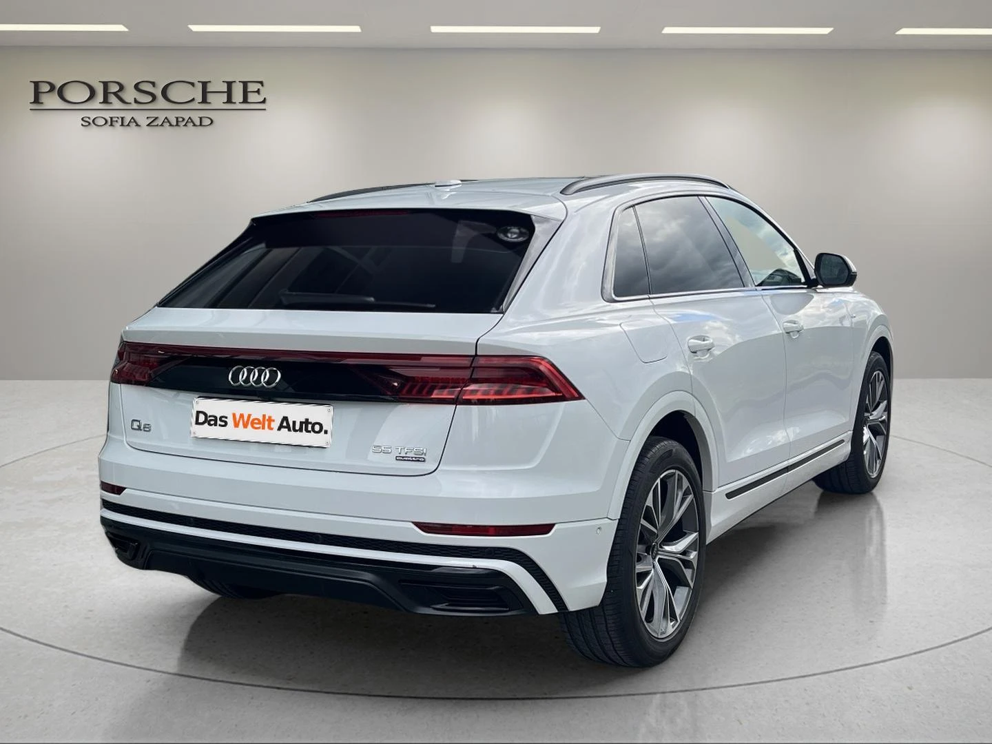 Audi Q8 S line 55 TFSI, снимка 3 - Автомобили и джипове - 54605309