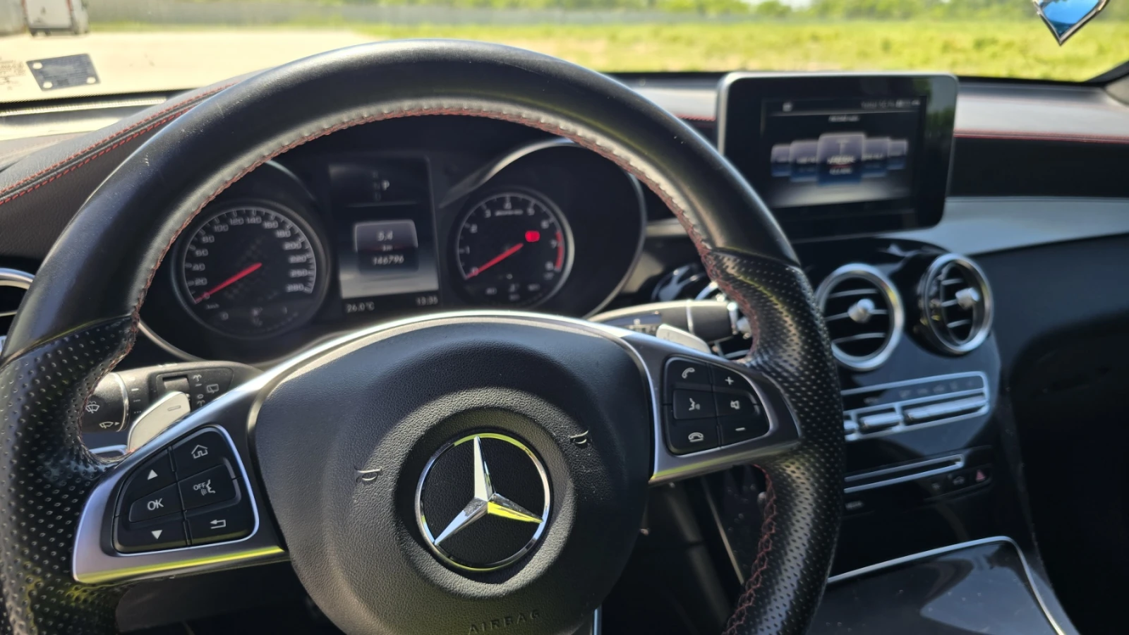 Mercedes-Benz GLC 43 AMG, снимка 6 - Автомобили и джипове - 54699469