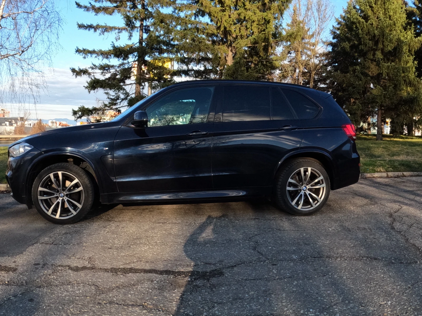 BMW X5 HUD, 360 CAM, soft close, pano, 1-ви собственик, снимка 3 - Автомобили и джипове - 54797683