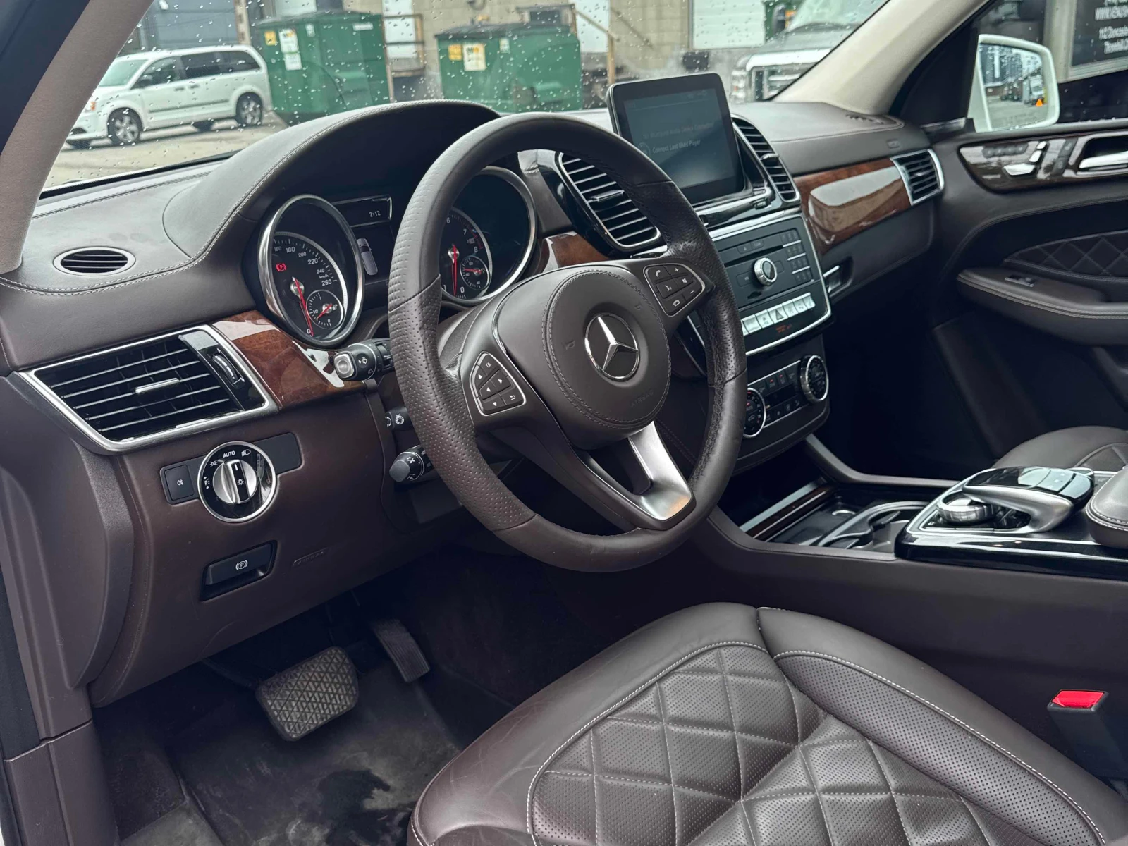 Mercedes-Benz GLS GLS 450* DESIGNO* PANO* CARFAX* АВТО КРЕДИТ* , снимка 7 - Автомобили и джипове - 55189159
