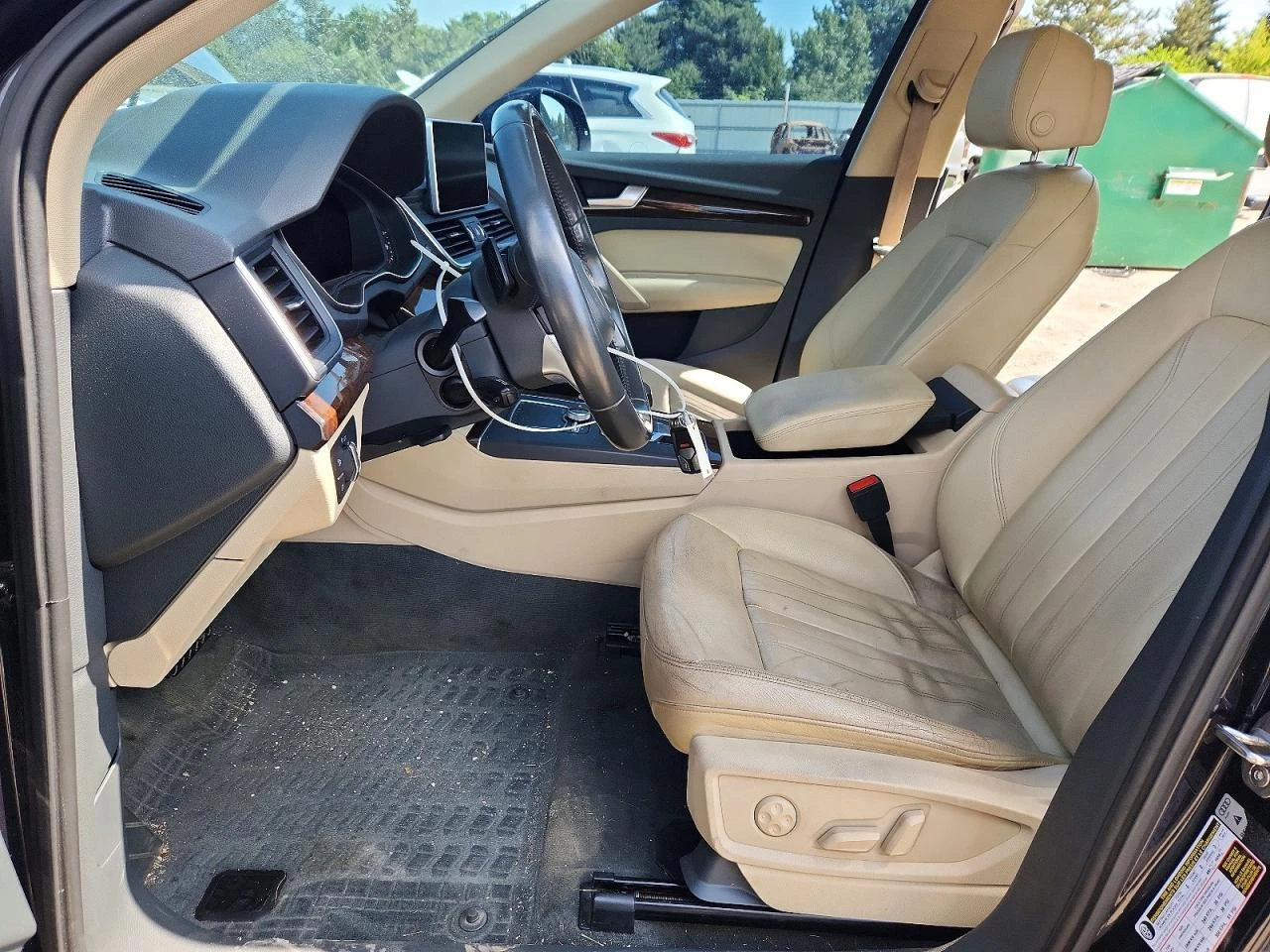 Audi Q5 2.0l Premium Plus, снимка 7 - Автомобили и джипове - 55877103