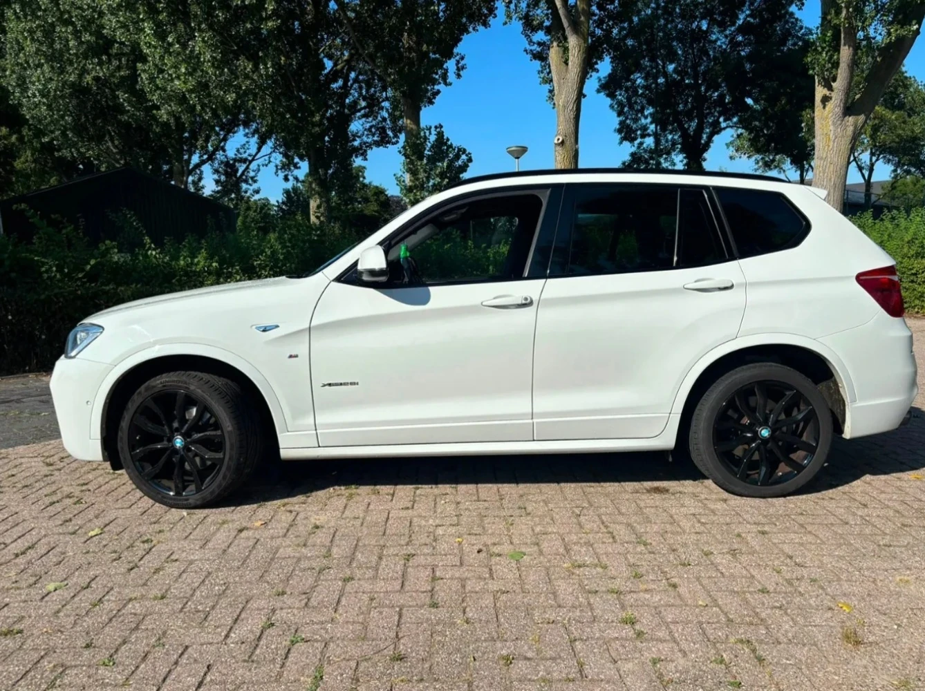 BMW X3 XDrive 2.8i Executive, снимка 4 - Автомобили и джипове - 55968785