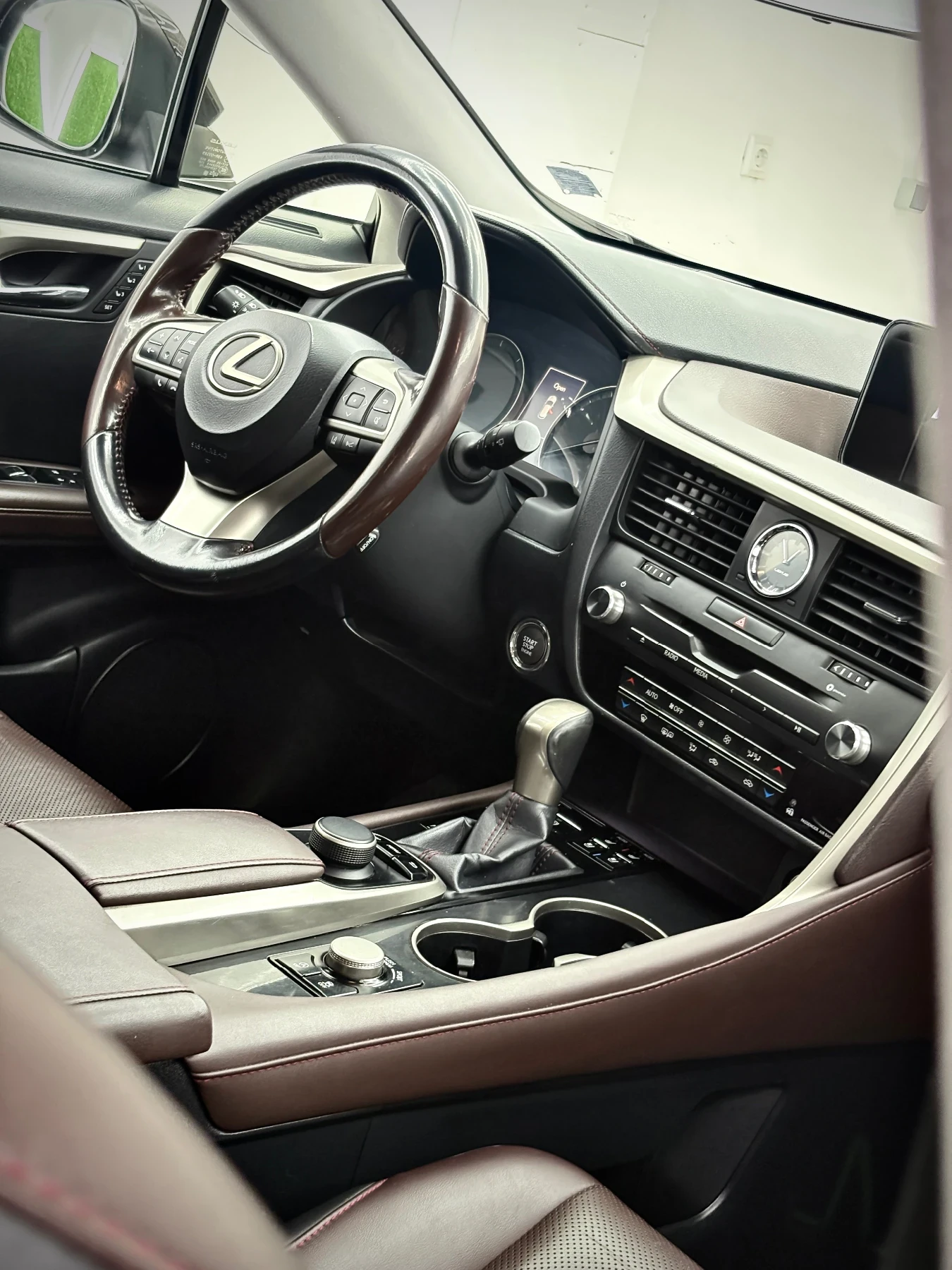 Lexus RX 200t ЕВРОПЕЙСКА, снимка 12 - Автомобили и джипове - 56326282