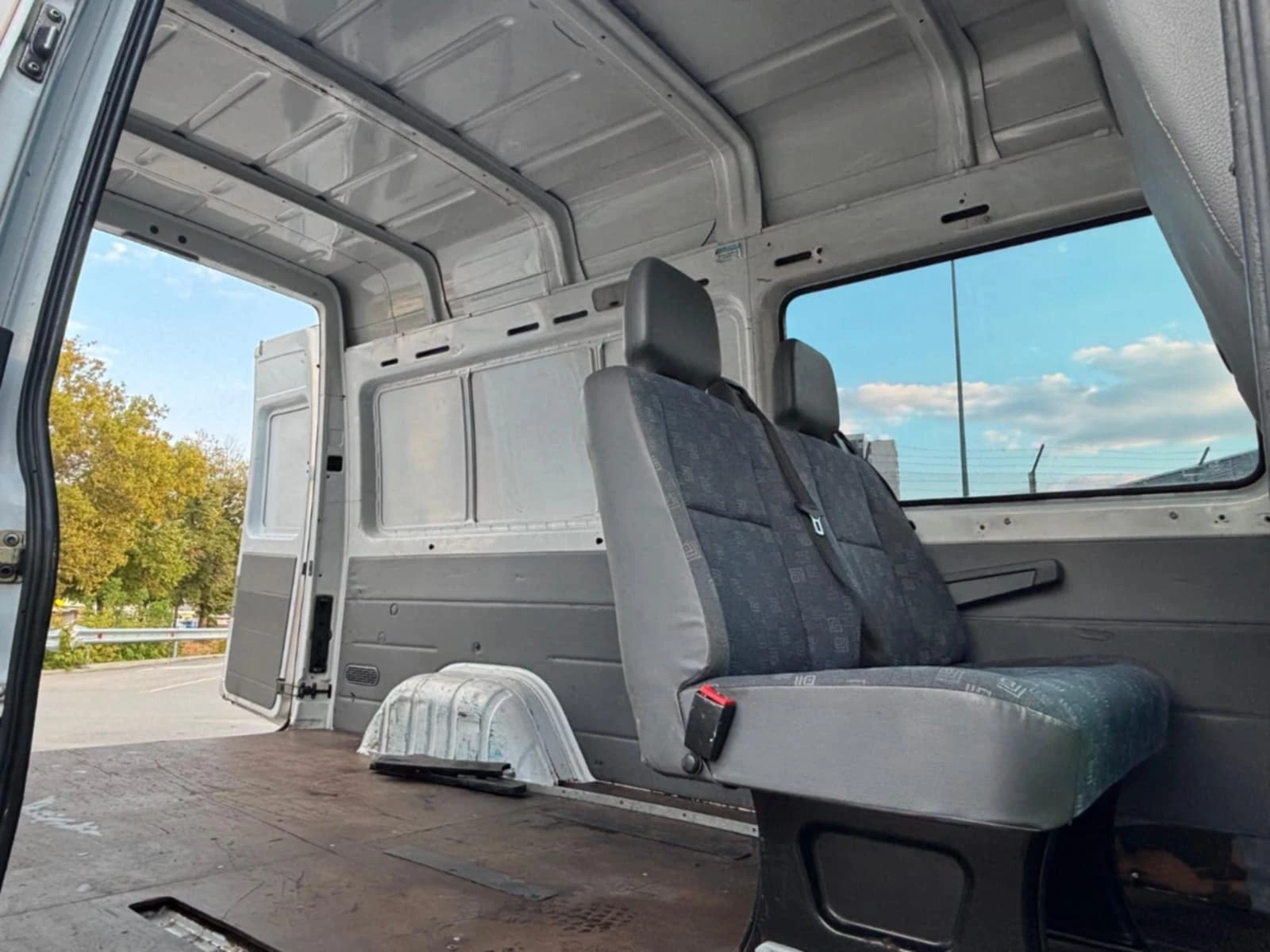 Mercedes-Benz Sprinter 313 ТОВАРОПЪТНИЧЕСКИ - изображение 10