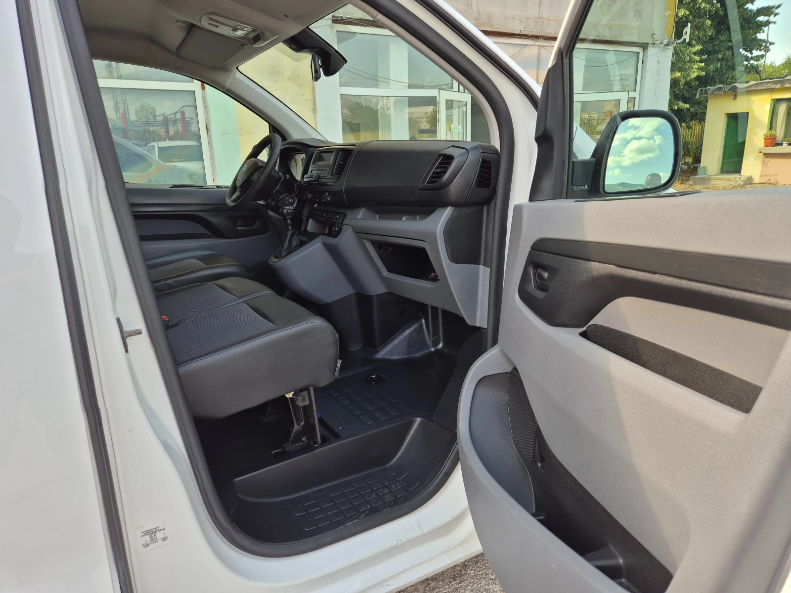 Peugeot Expert 2.0HDI KLIMA ITALY , снимка 12 - Бусове и автобуси - 55565291
