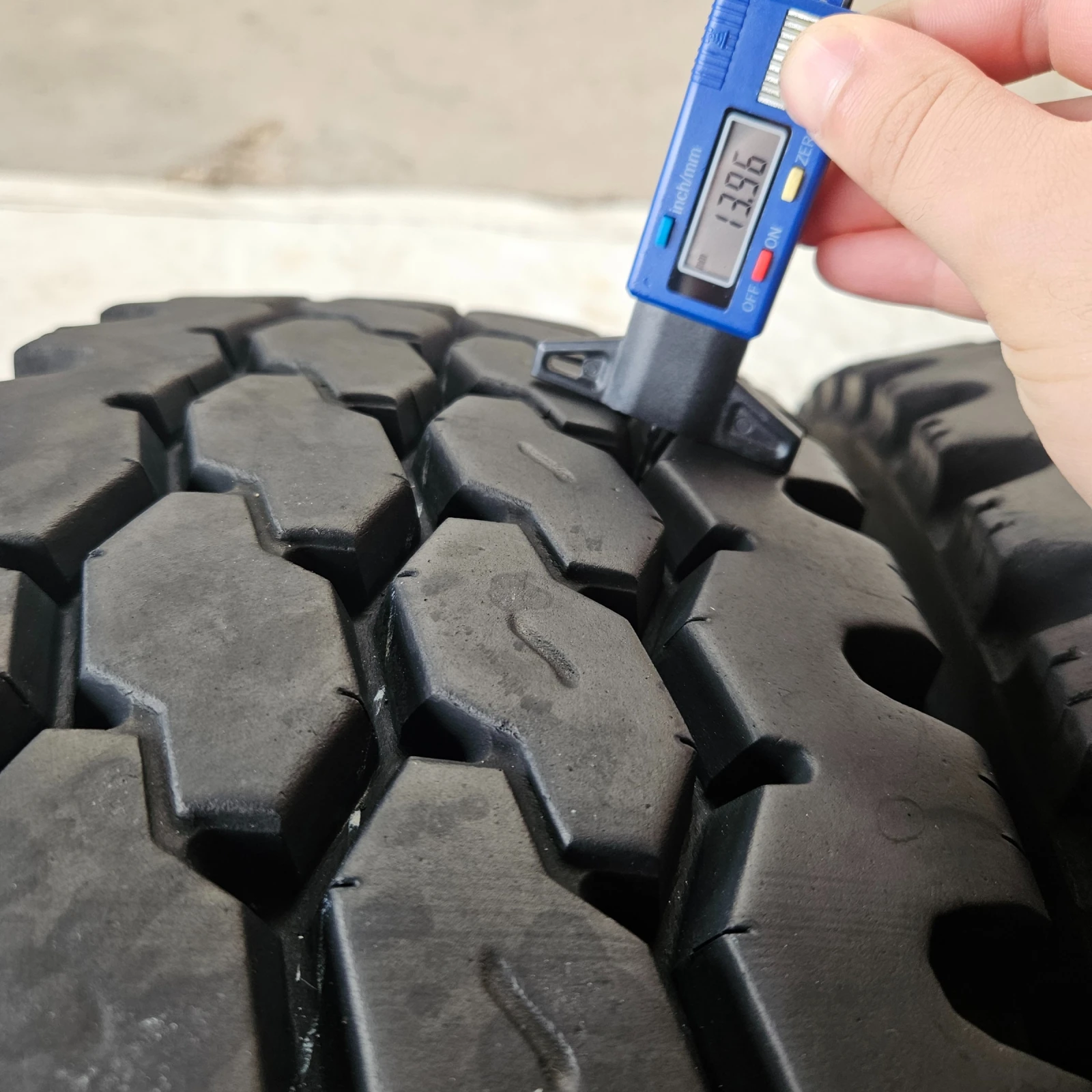  235/80R22.5 | Mobile.bg   10