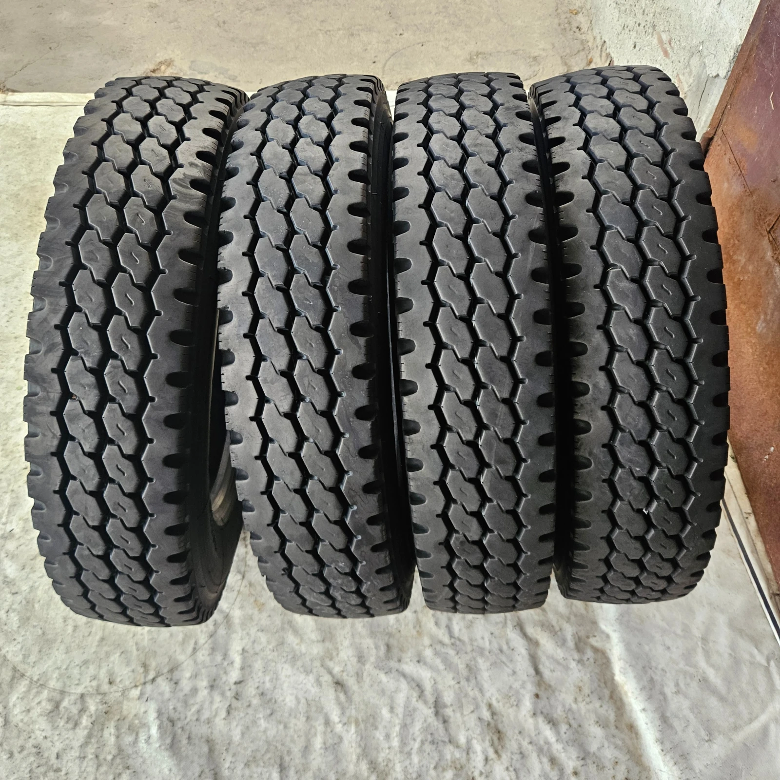  235/80R22.5 | Mobile.bg   1