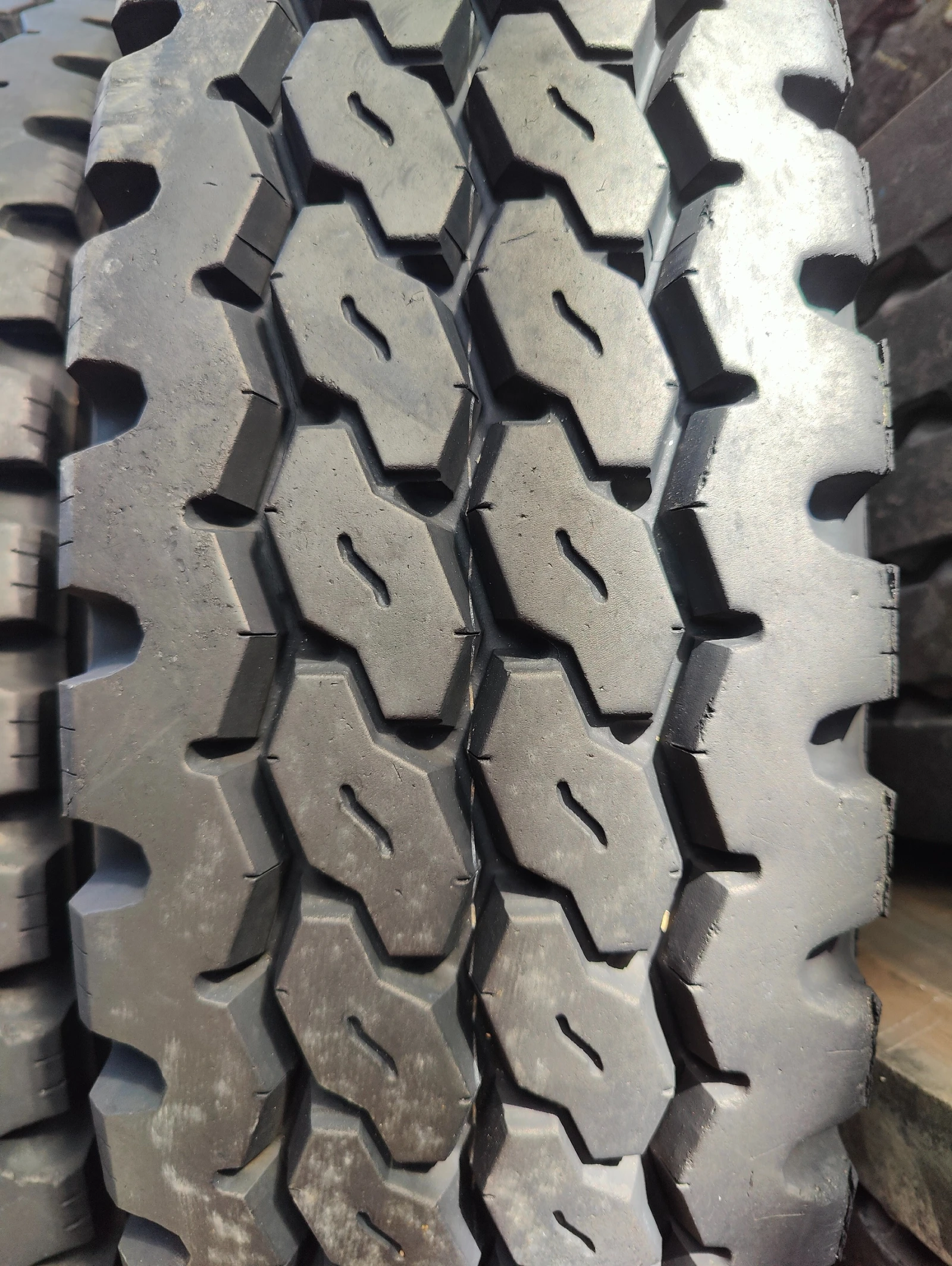  235/80R22.5 | Mobile.bg   3