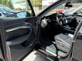 Audi E-Tron Prestige, снимка 11