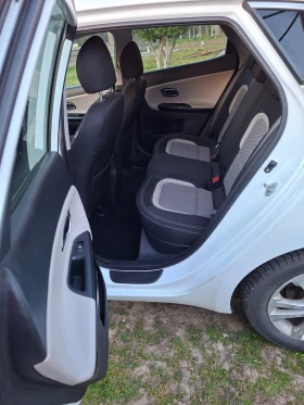 Kia Ceed 1.6crdi, снимка 7