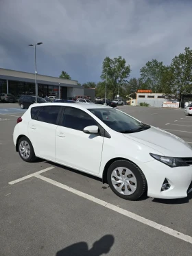 Обява за продажба на Toyota Auris ~18 000 лв. - изображение 1