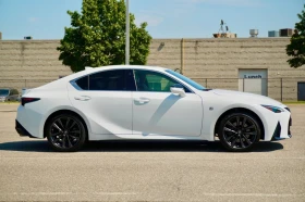Lexus IS 300 * CARFAX /F SPORT/PANO/LANE ASSIST, снимка 3