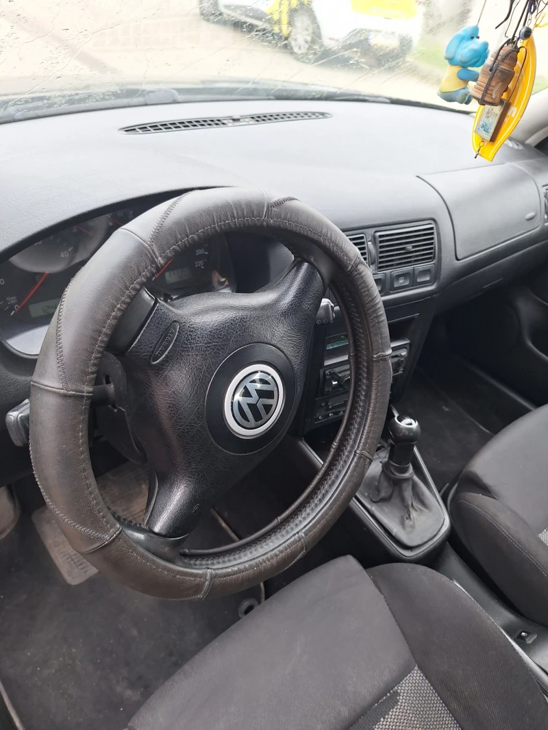 VW Golf, снимка 7 - Автомобили и джипове - 46742927