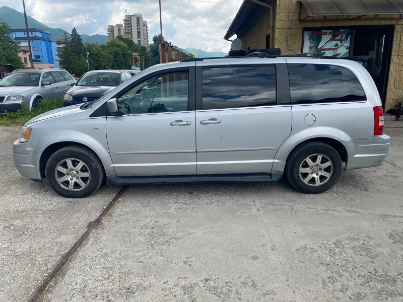 Chrysler Gr.voyager 2, 8 CRDI , снимка 5 - Автомобили и джипове - 44669926