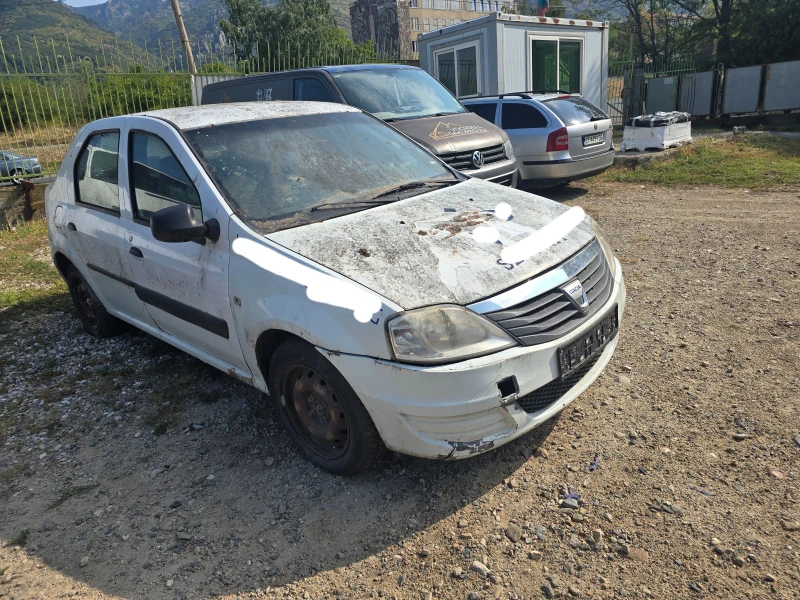 Dacia Logan 1.4 БЕНЗИН, снимка 8 - Автомобили и джипове - 46934487