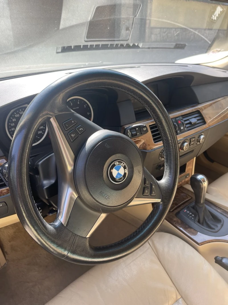 BMW 523, снимка 4 - Автомобили и джипове - 47421739