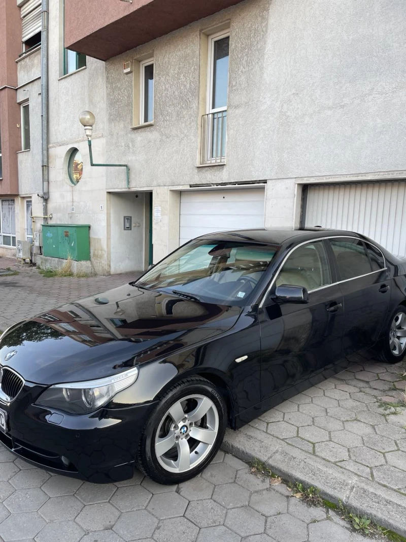 BMW 523, снимка 10 - Автомобили и джипове - 47421739