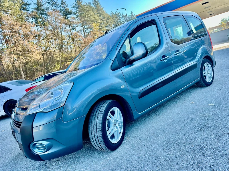 Citroen Berlingo 1.6HDI* REALNI KM* UNIKAT* , снимка 3 - Автомобили и джипове - 48297686