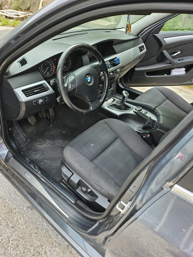 BMW 523, снимка 7 - Автомобили и джипове - 53069862