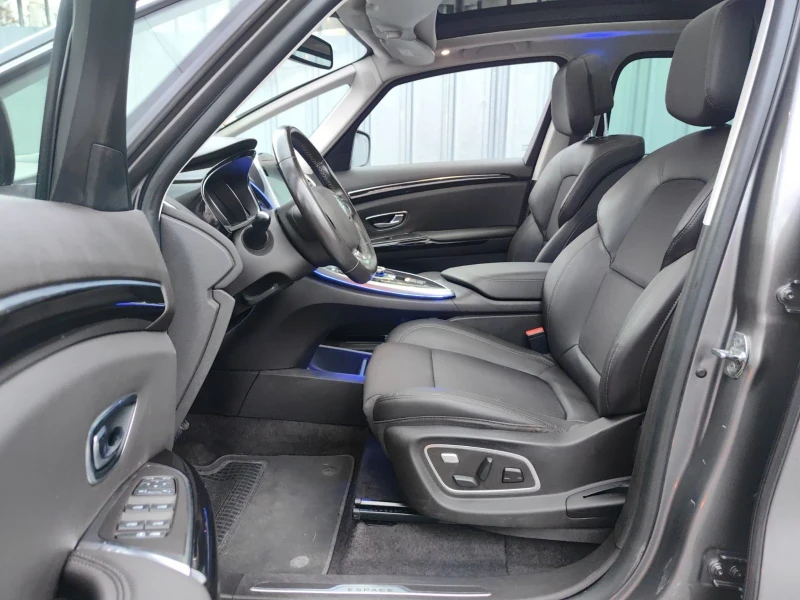 Renault Espace 1.6 TCe-200к.с Energy Zen Euro-6 Full Option, снимка 9 - Автомобили и джипове - 52451547
