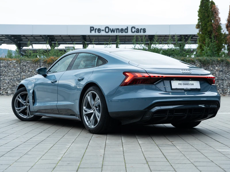 Audi E-Tron GT, снимка 2 - Автомобили и джипове - 52495751