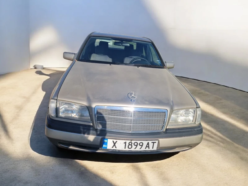 Mercedes-Benz C 220 D, снимка 2 - Автомобили и джипове - 52752571