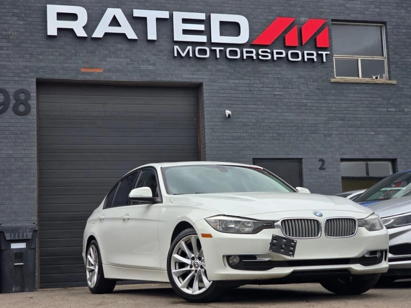 BMW 320 * 4dr Sdn 320i xDrive AWD * CARFAX * ЦЕНА ДО БГ