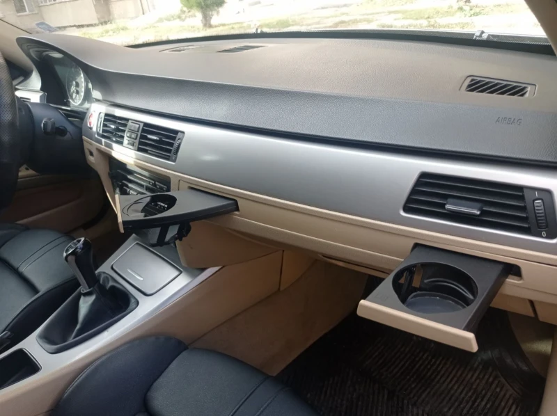 BMW 320, снимка 6 - Автомобили и джипове - 52903441