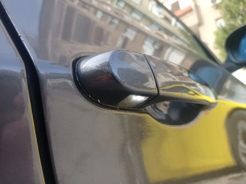 BMW 320, снимка 9 - Автомобили и джипове - 52903441