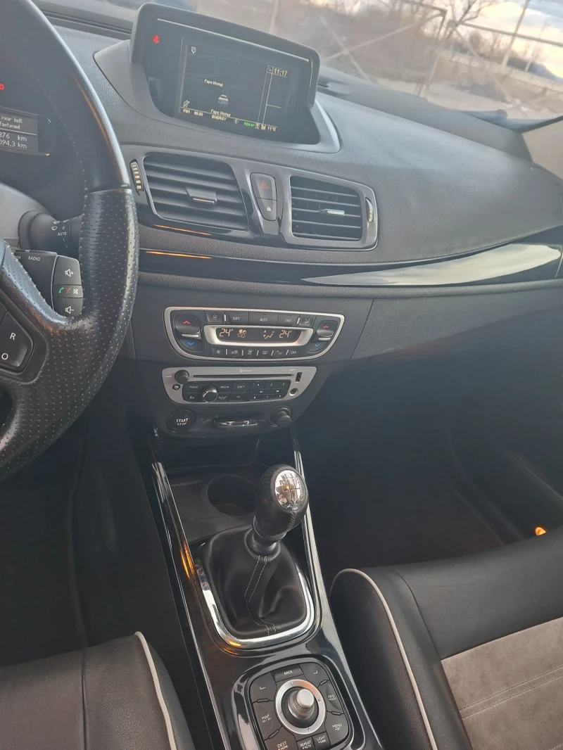 Renault Megane Coupe, снимка 9 - Автомобили и джипове - 52976675