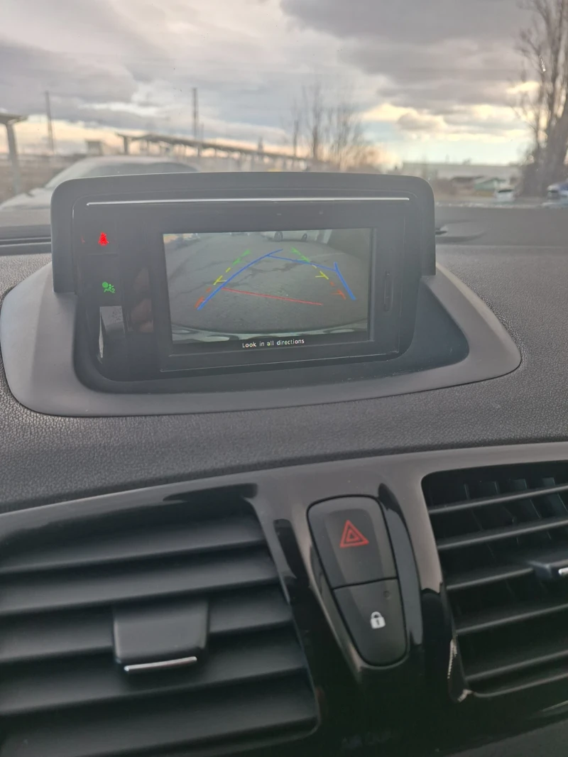 Renault Megane Coupe, снимка 11 - Автомобили и джипове - 52976675