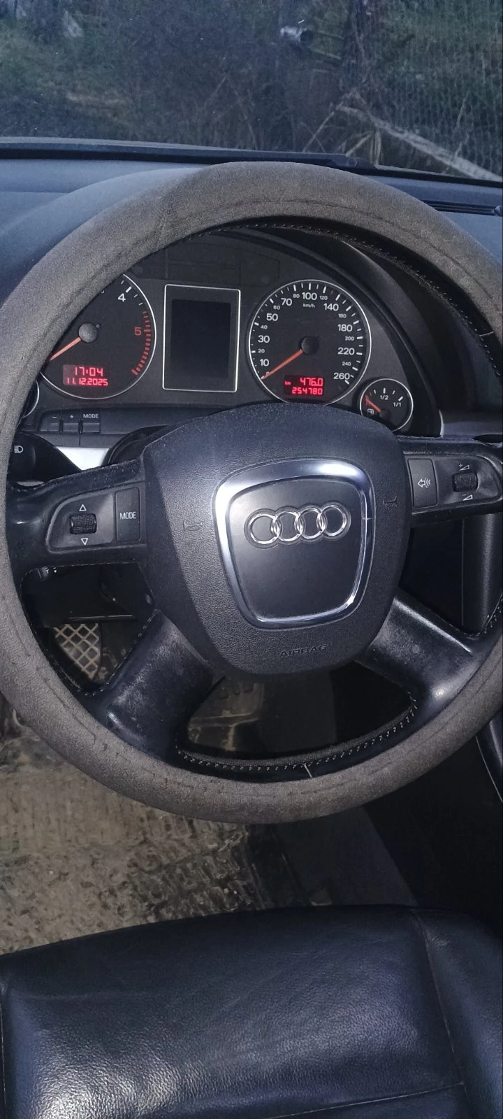 Audi A4 2.0TDI, снимка 7 - Автомобили и джипове - 52756320