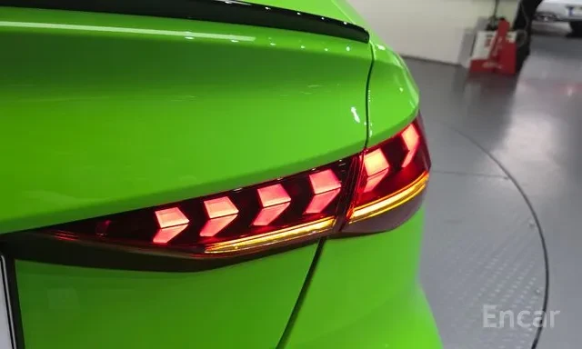 Audi Rs3 Bang & Olufsen* Virtual Cockpit Plus* Head-Up* , снимка 14 - Автомобили и джипове - 54840927