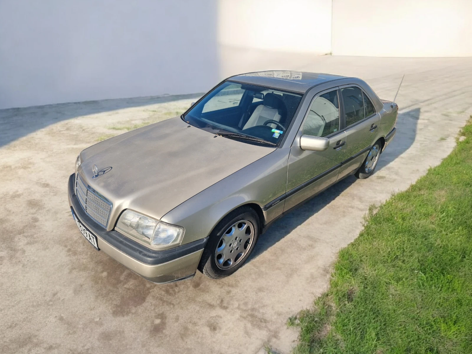 Mercedes-Benz C 220 D, снимка 1