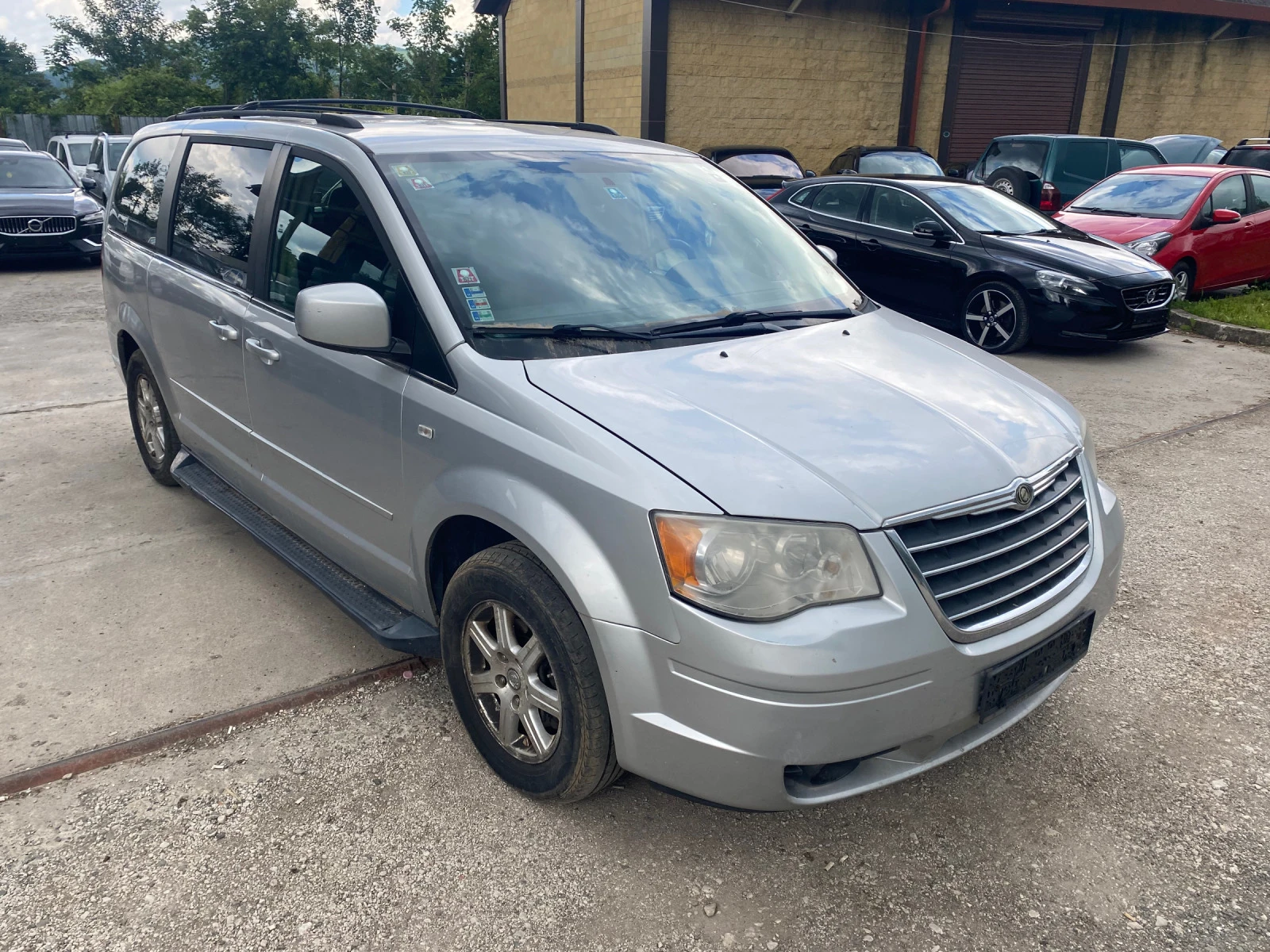 Chrysler Gr.voyager 2, 8 CRDI  - изображение 2