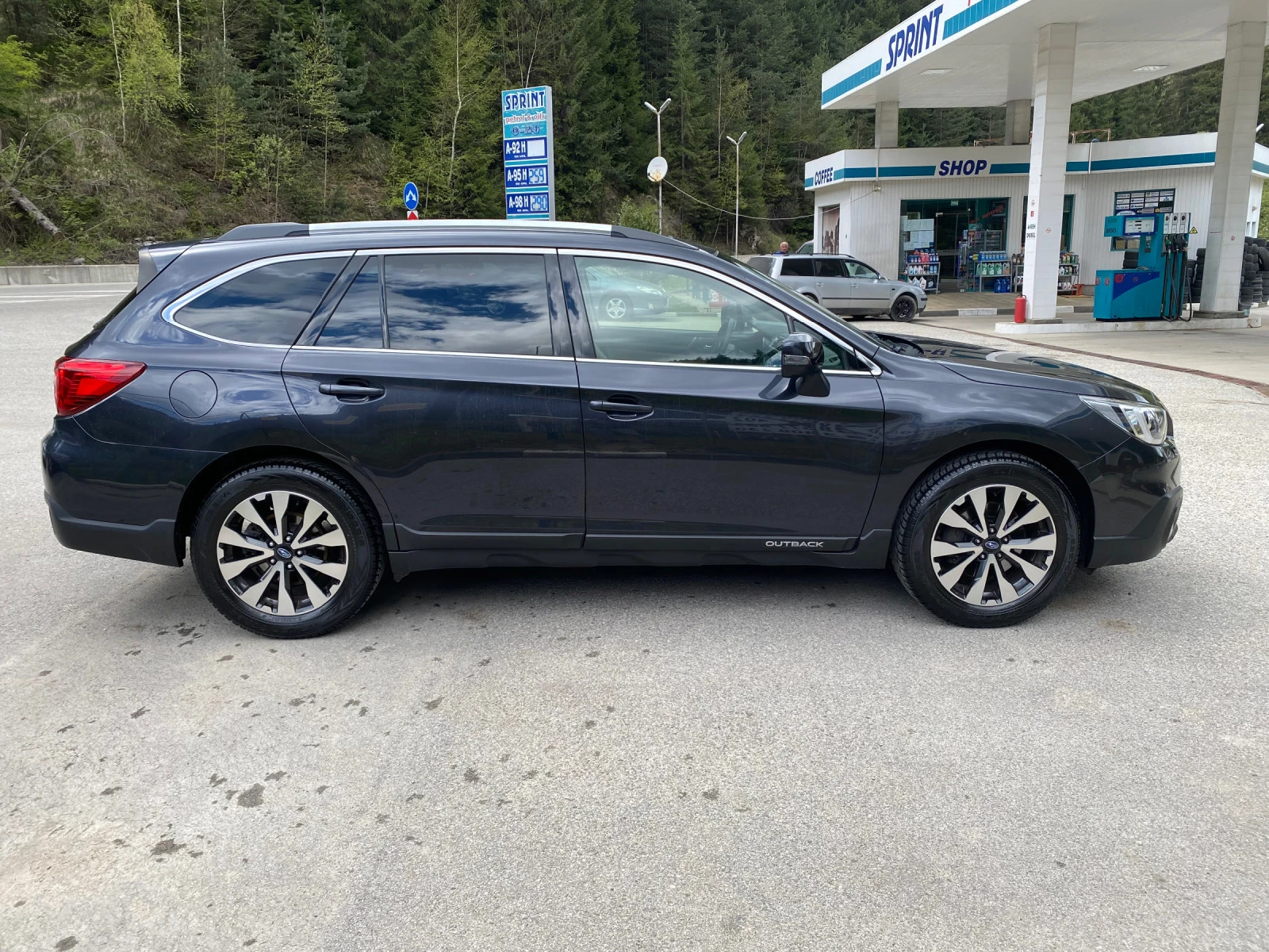 Subaru Outback 2.5i Bi-Fuel * KEYLESS * ИТАЛИЯ * ПАНОРАМА - изображение 3